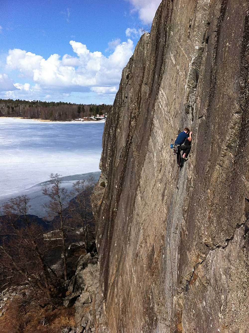 Lezenie na ostrove Stora skramsö, Stockholm